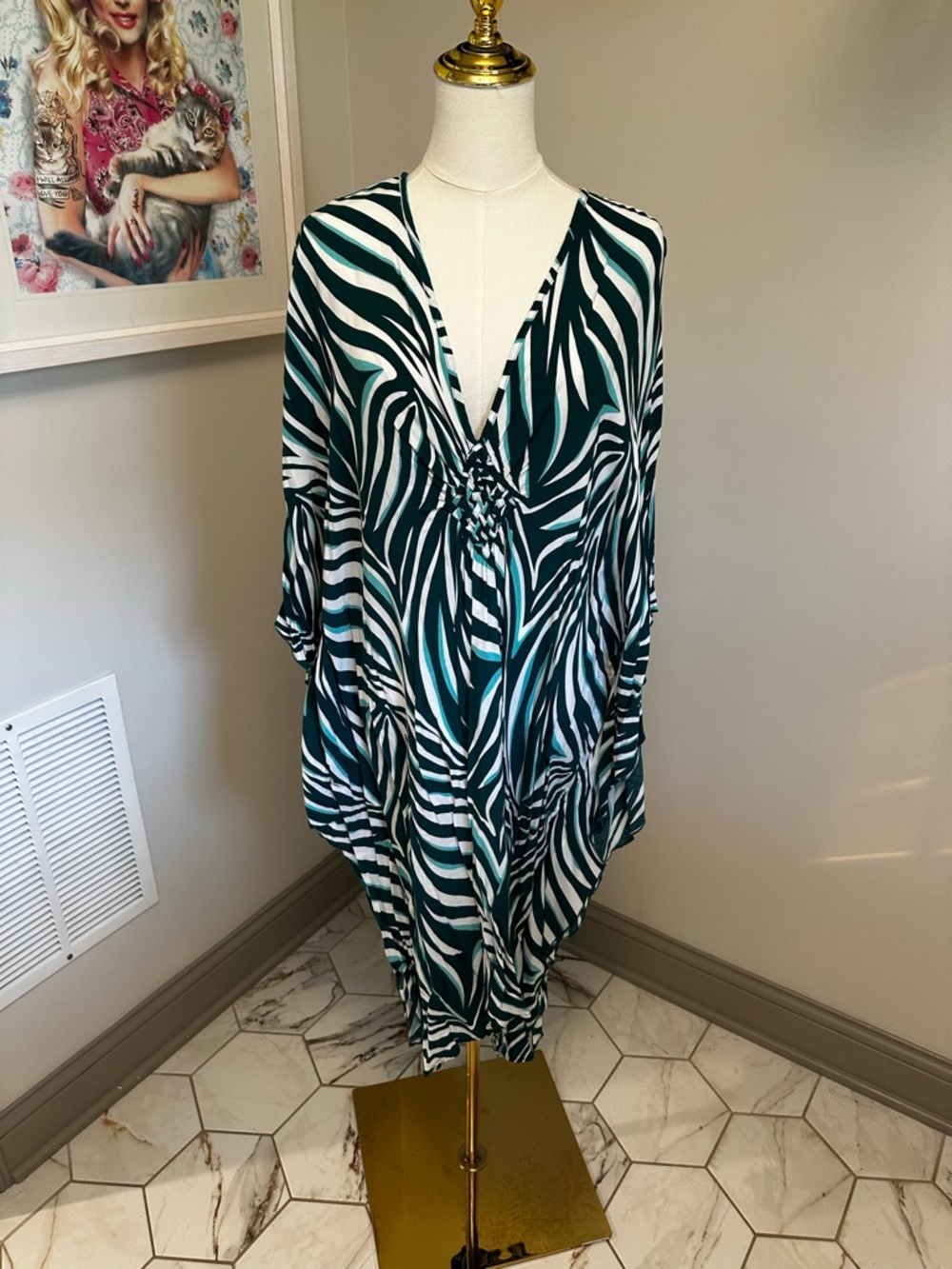 Teal & White Zebra Print V-Neck Tunic